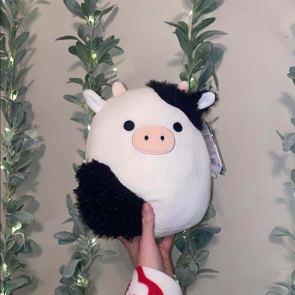 Fuzzy Squishmallow Connor the cow 8 inch brand new from target